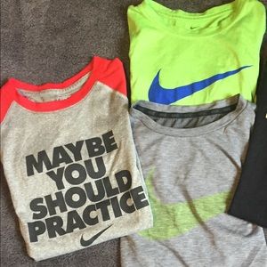 3 Nike Short Sleeved T-Shirts